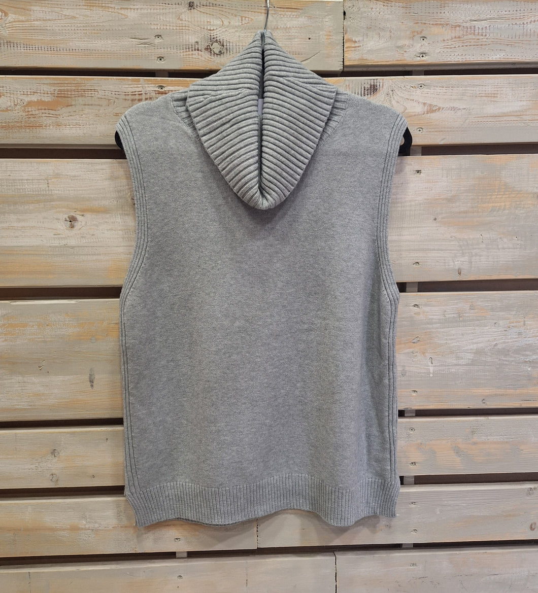 SWEATER CUELLO SIN MANGA- GRIS PERLA