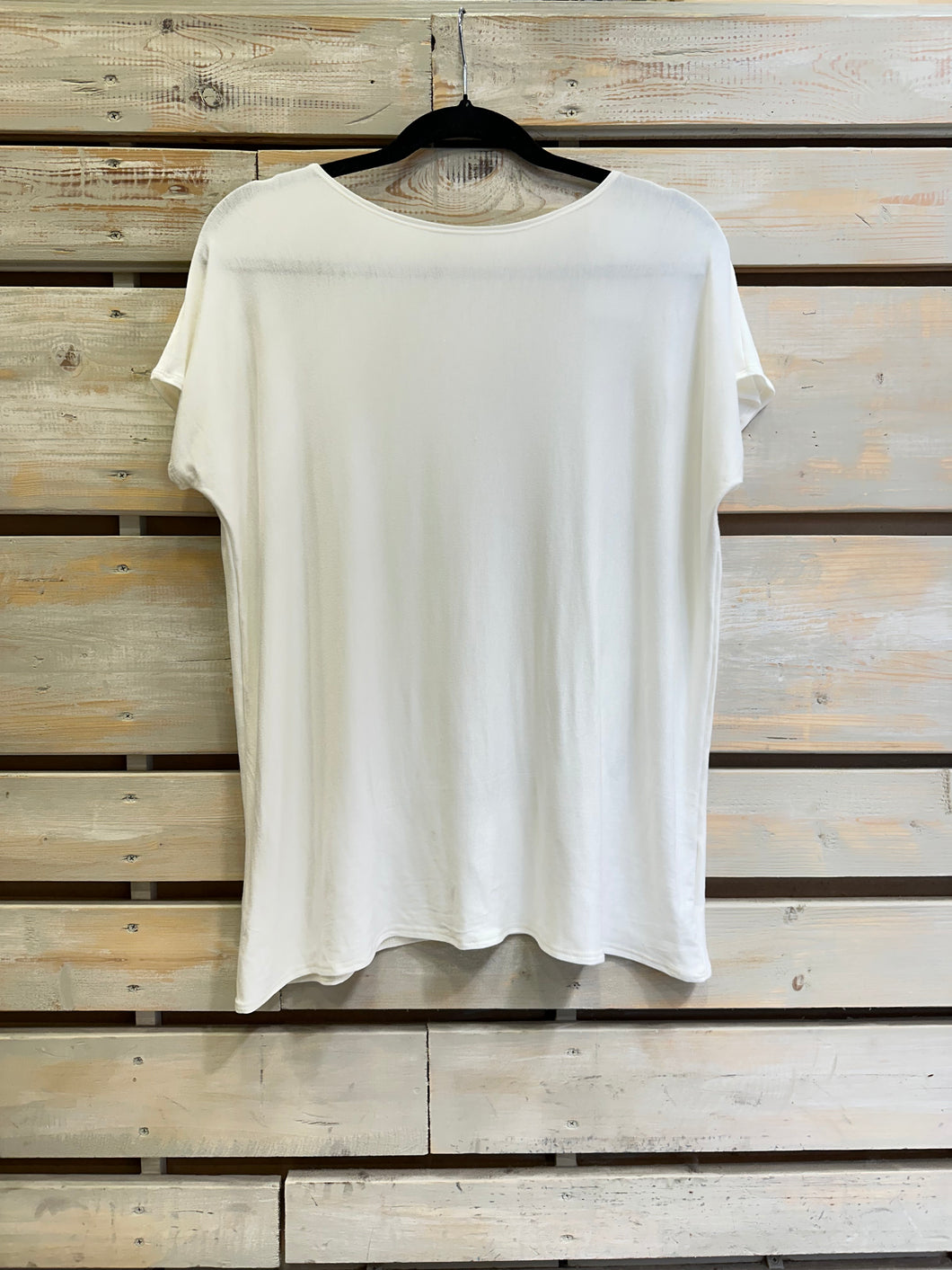 Karla Cuello Redondo- Crudo