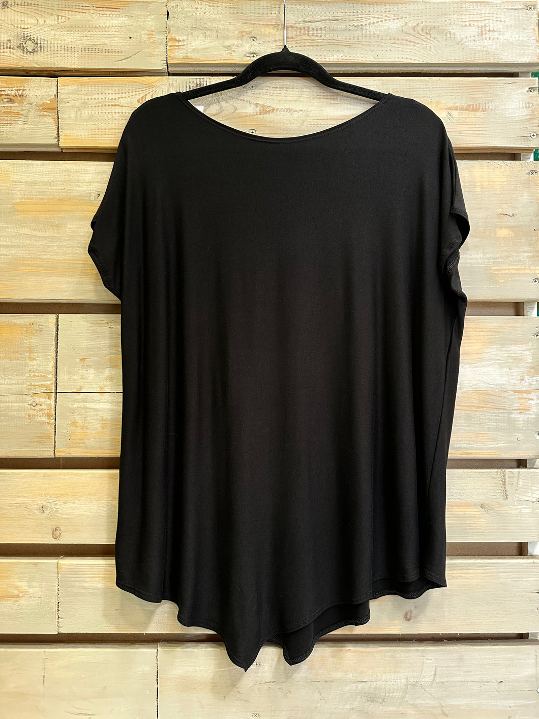 Ana Manga Corta- Negra