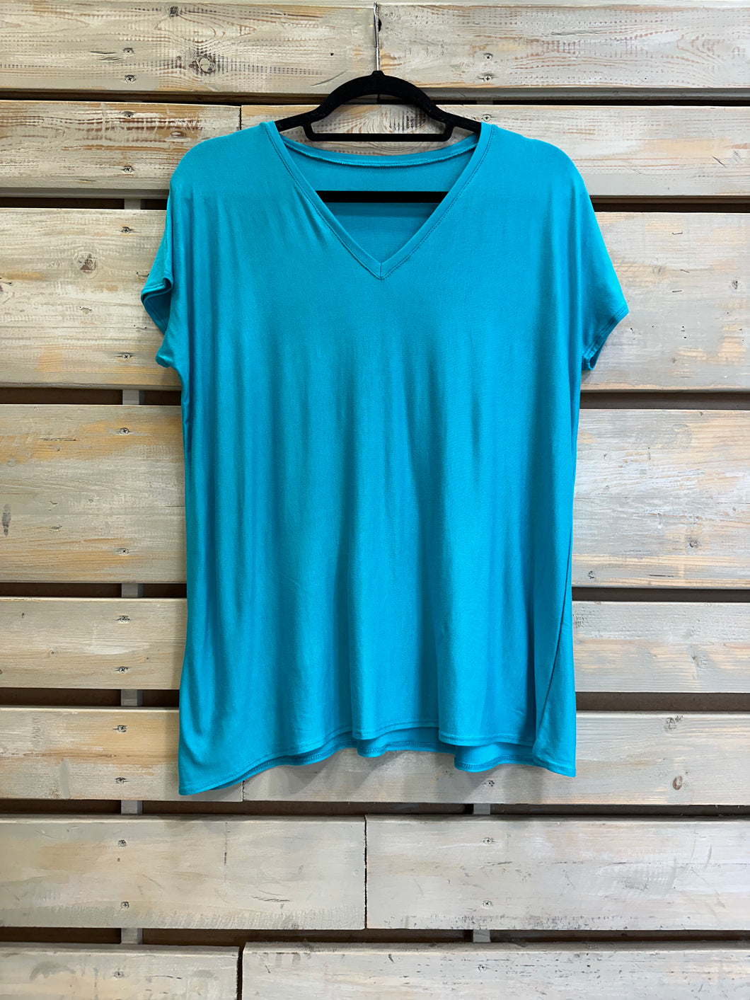 Karla Cuello V Manga Corta- Calipso