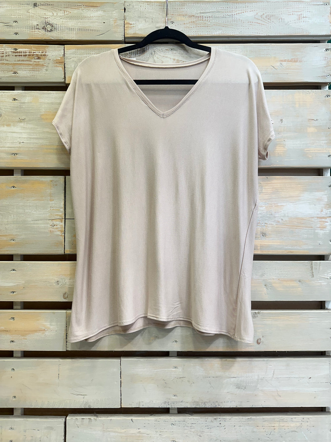 Karla Cuello V Manga Corta- Crudo